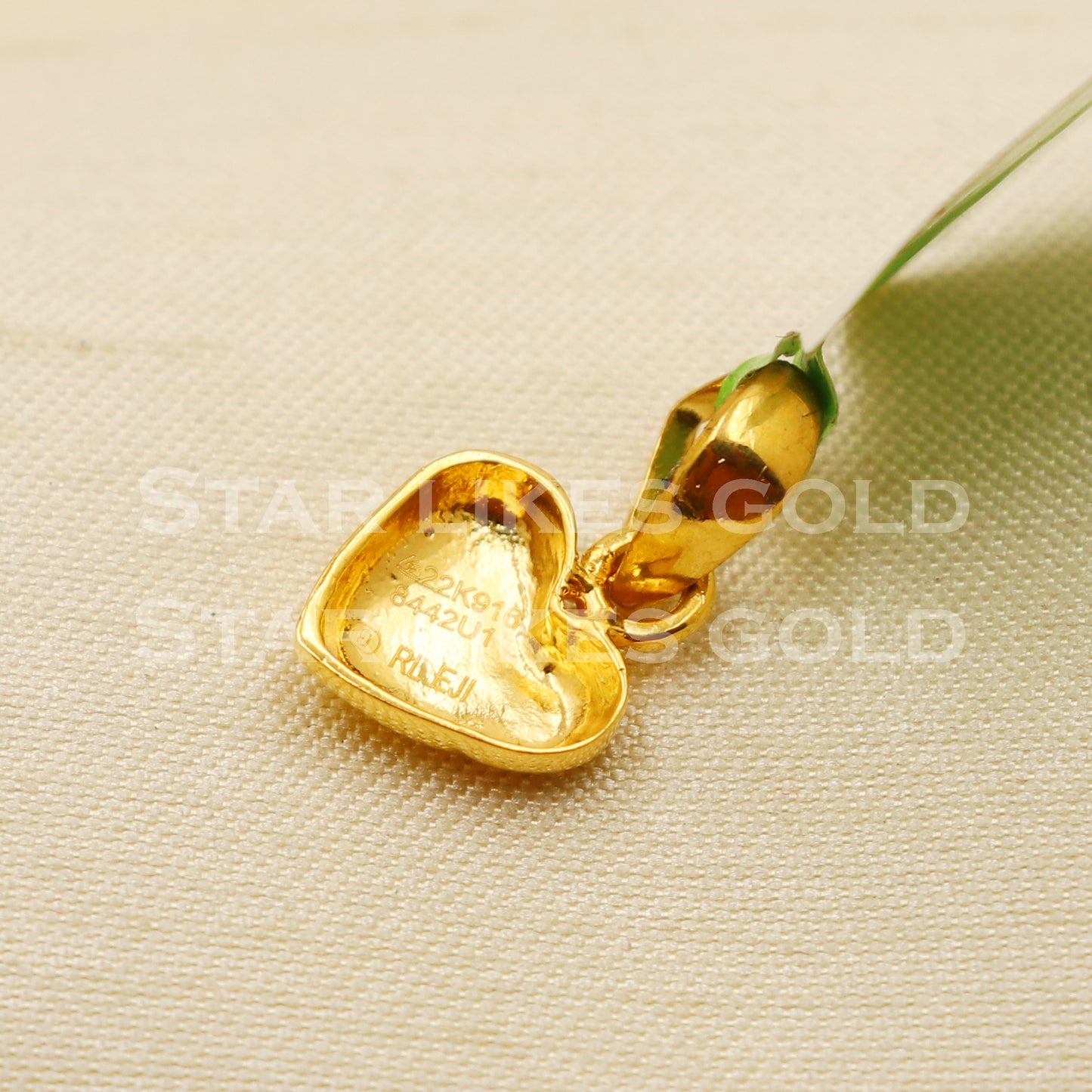 Heart 22k Yellow Gold Handmade Pendant Jewelry, PR1261
