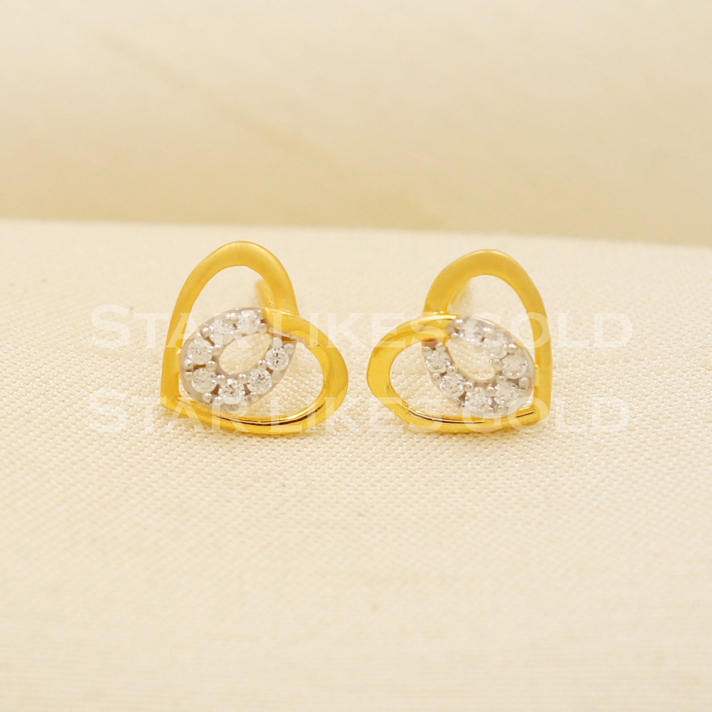 Heart 18k 18 karat gold stud handmade earrings, PR1286