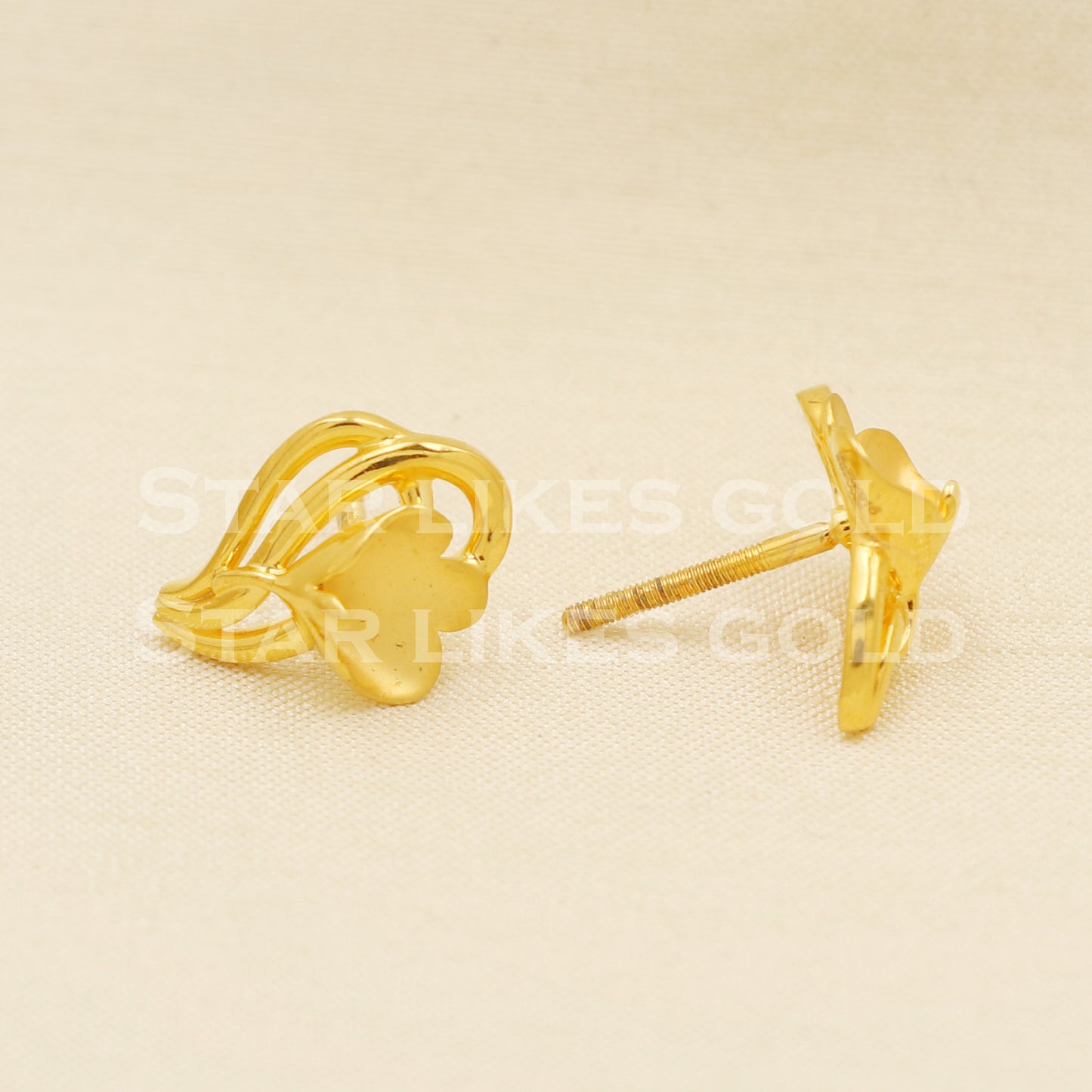 Stunning 22k 22 karat gold stud earrings, PR1287