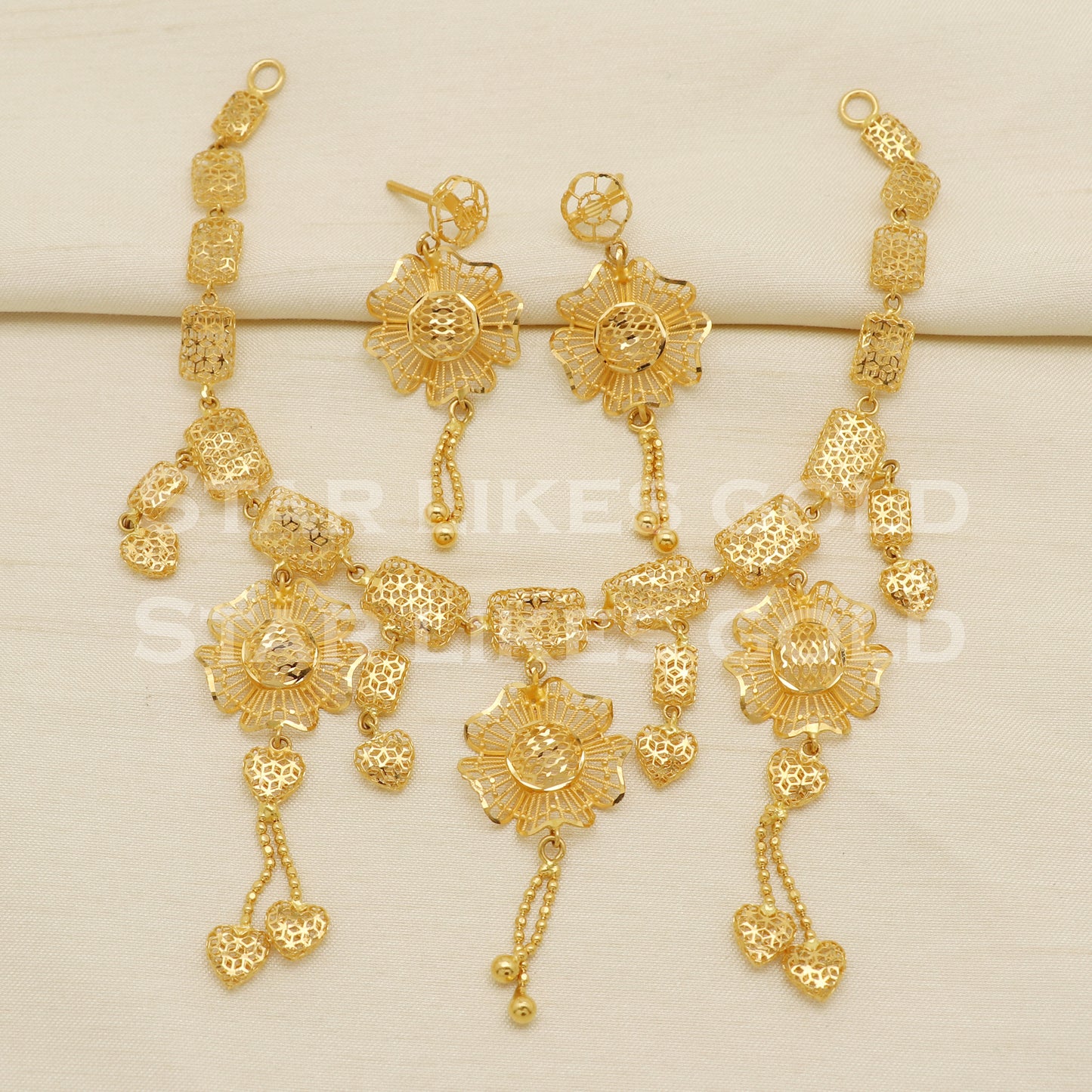 Fine 22KT 22 Karat GOLD Filigree NECKLACE Earrings set Jewelry, Indian jewelry, Perfect Gift for Loved Ones, PR1411