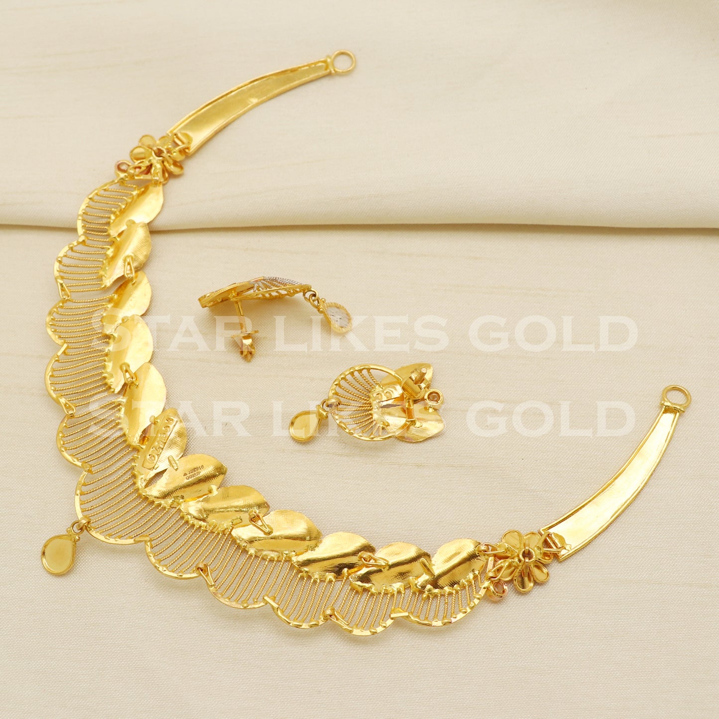 Stunning 22KT 22 Karat GOLD Filigree NECKLACE Multi Tone Jewelry, Indian jewelry, Perfect Gift for Loved Ones, PR1426