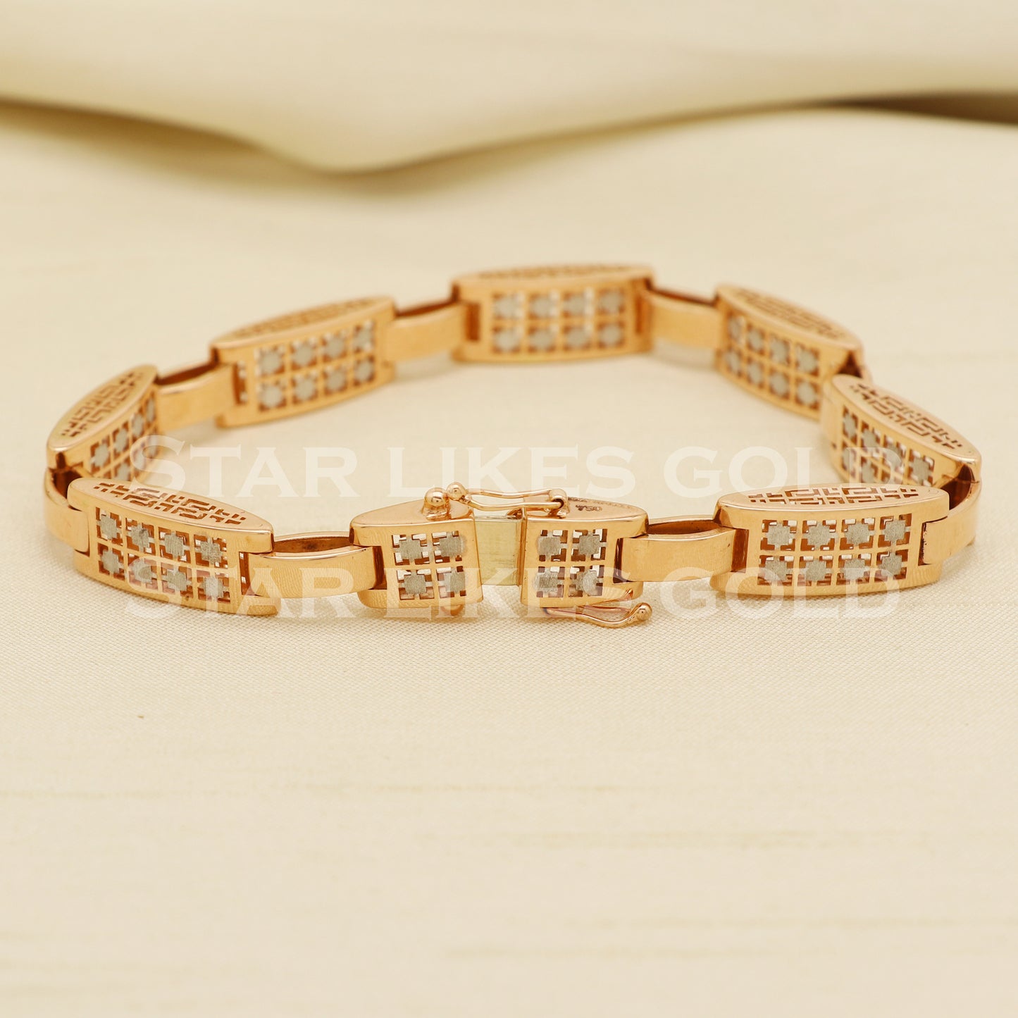 Hallmarked 18 karat 18k gold bracelet Indian Handmade jewelry, PR1457
