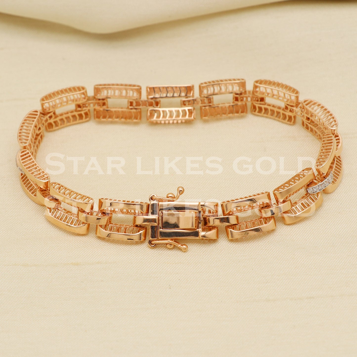 Hallmarked 18 karat 18k gold bracelet Indian Handmade jewelry, PR1458