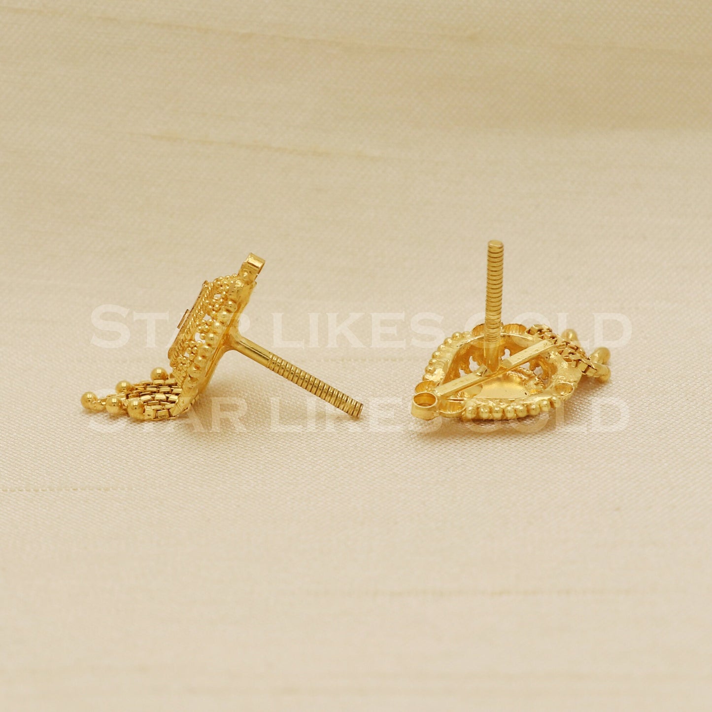 Hallmark 18k Gold Traditional Pear-Drop Earrings with Delicate Gold Chains, B1199