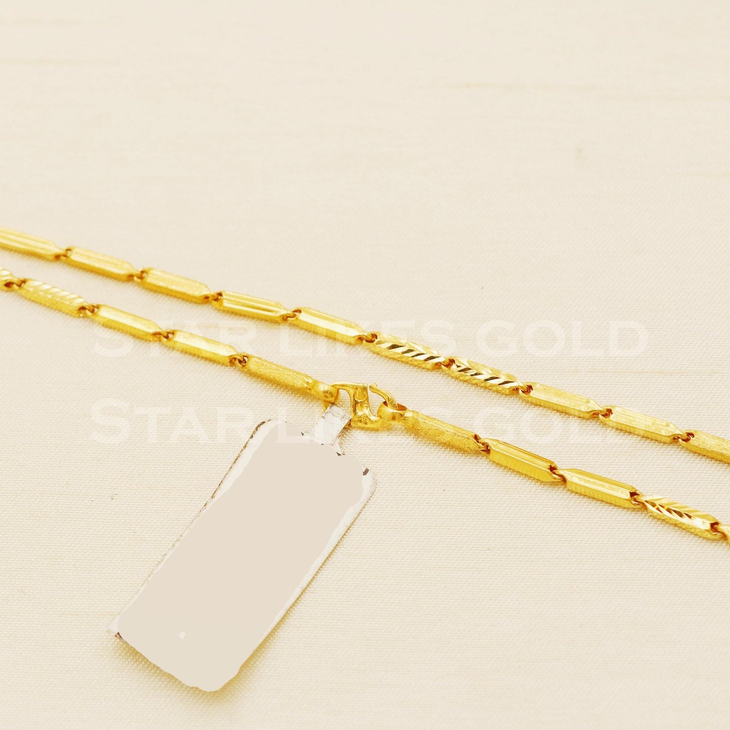 Stunning 18k Hallmark Gold Sleek Chain with Petal Beads, B1454