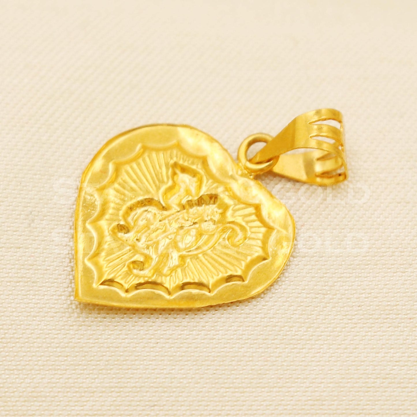 Hanuman ji 18k Yellow Gold Handmade Zircon Pendant Jewelry, B1482