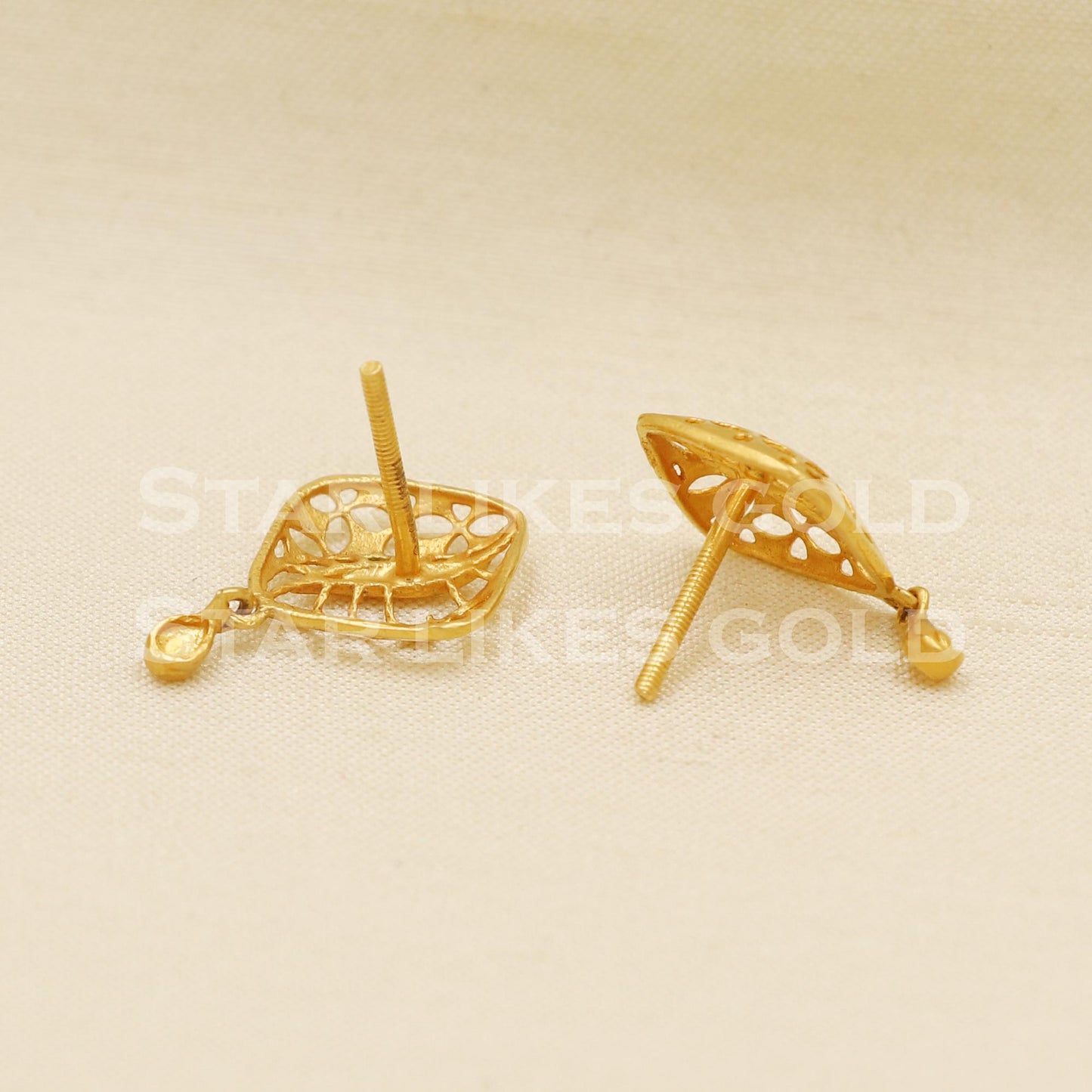 Hallmark 22k Gold Diamond-Shape Filigree Studs with Delicate Gold Drop, PR1291