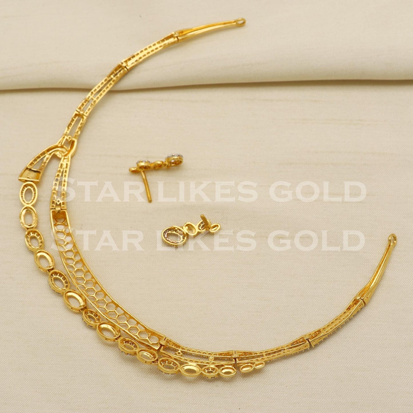 Designer 22KT 22 Karat GOLD NECKLACE Zircons Jewelry, Indian jewelry, Perfect Gift for Bridal, PR1428