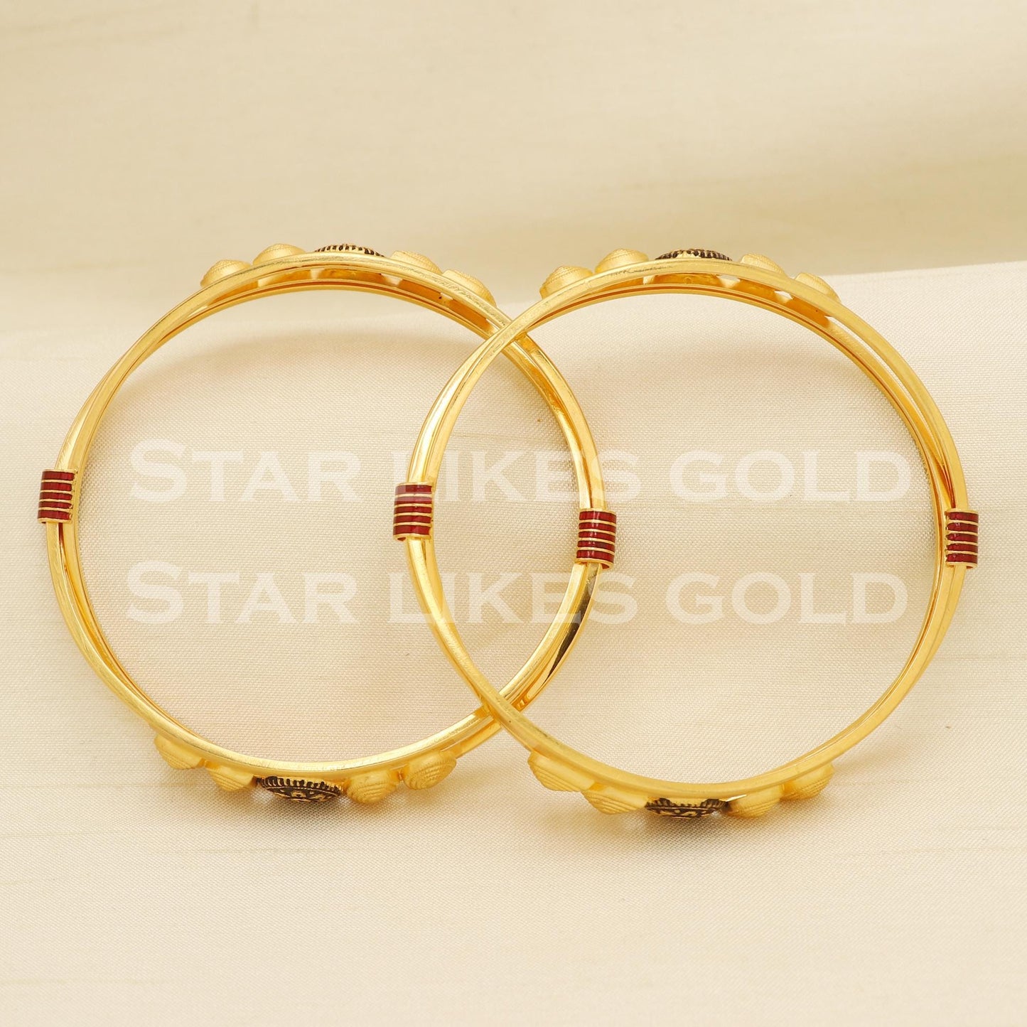 22K 22 Karat Gold Classic Ethnic Enamel Work Kada Bangles Set of 2, PR1490