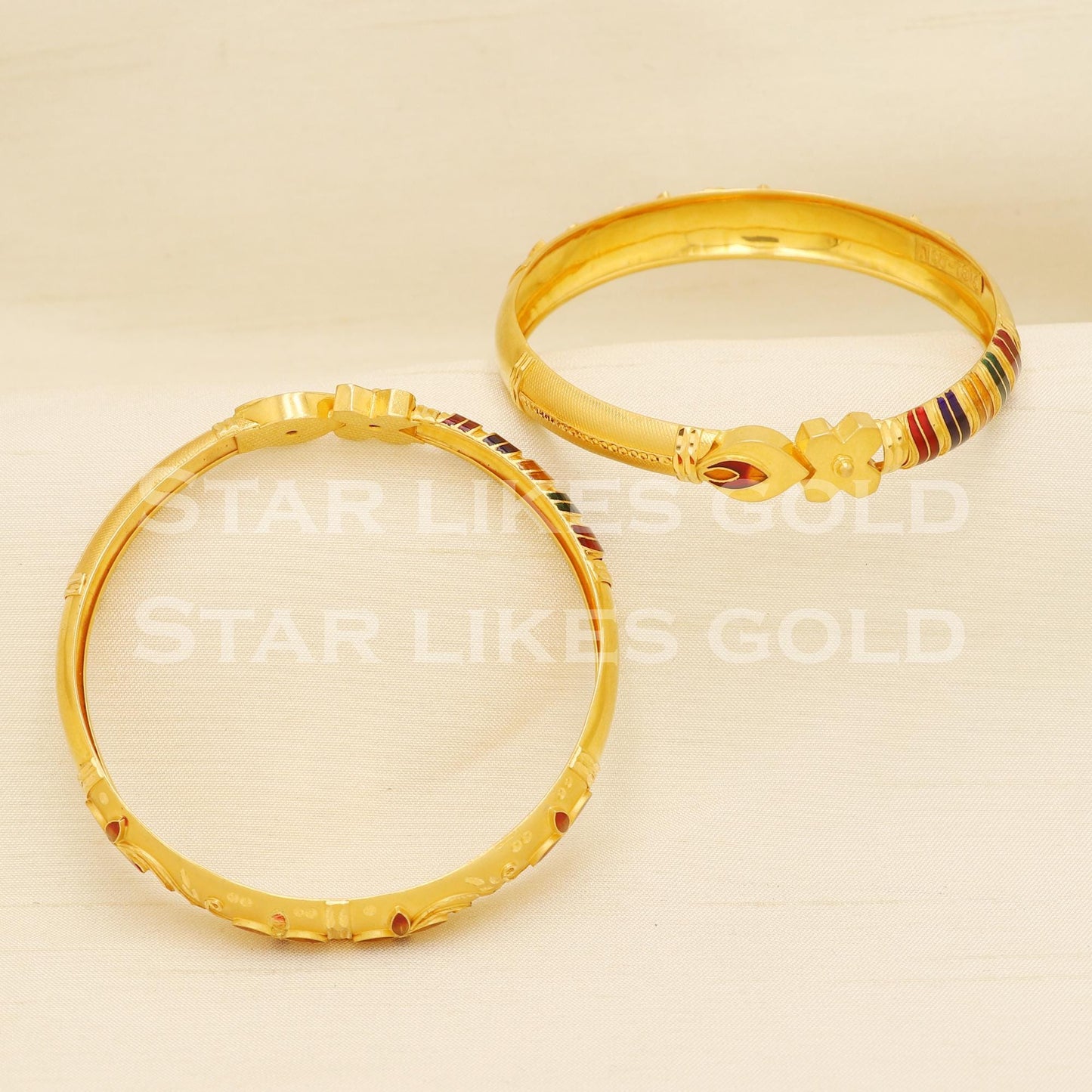 Pure 22K Hallmark Gold Floral Cutwork Antique Style Bangles Set of 2, PR1508