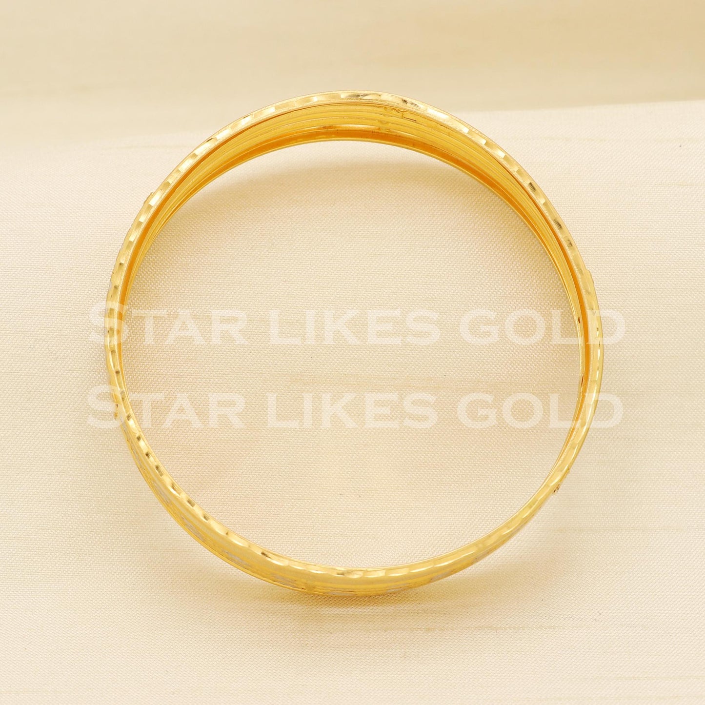 22K 916 Hallmark Gold Stone Studded Single Bangle Modern Design, PR1523