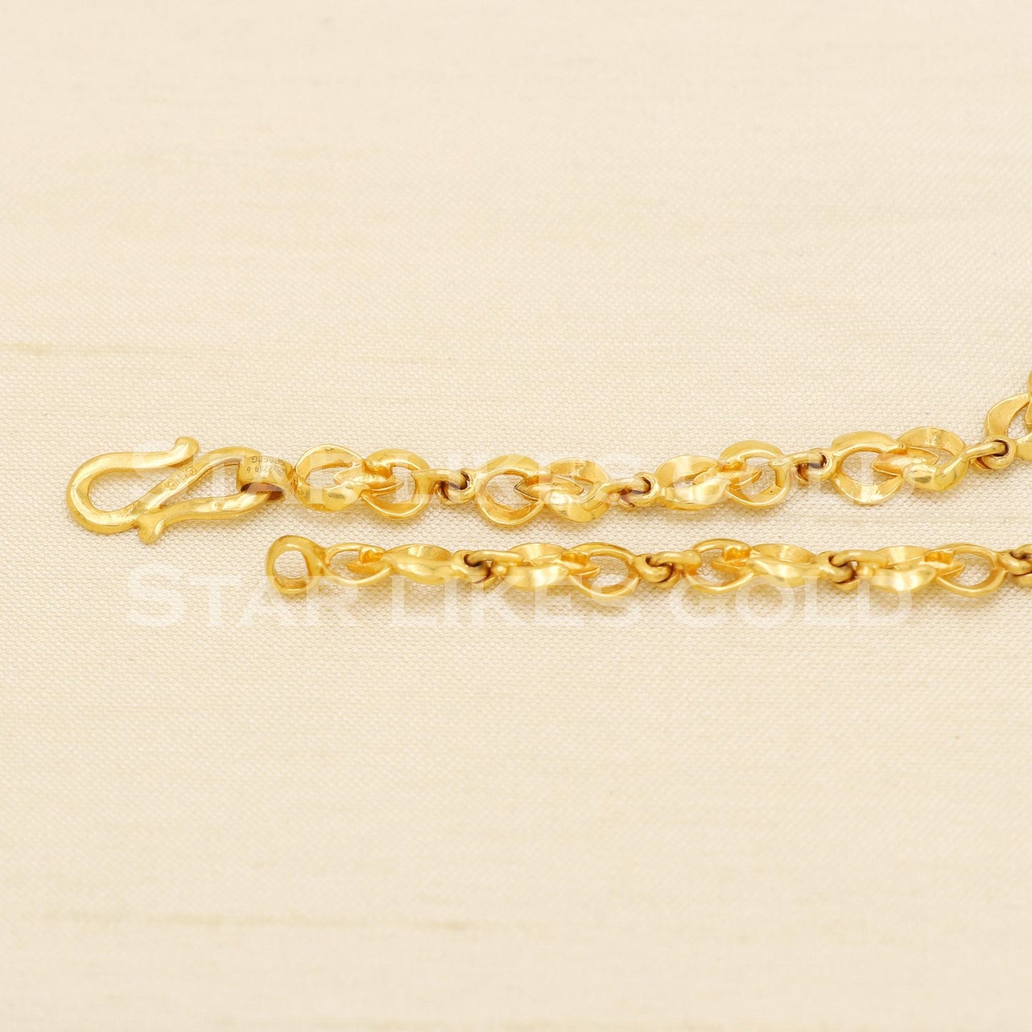 Hallmarked 22 karat 22k gold Women Bracelet jewelry, PR1538