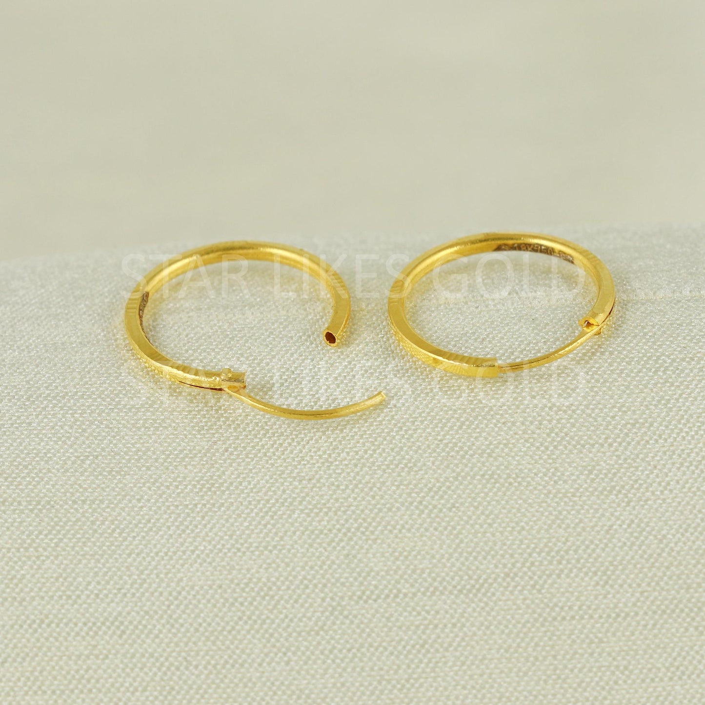 18K Yellow Gold Hallmark Sleek Round Bali Earrings | Lightweight & Stylish, B1673