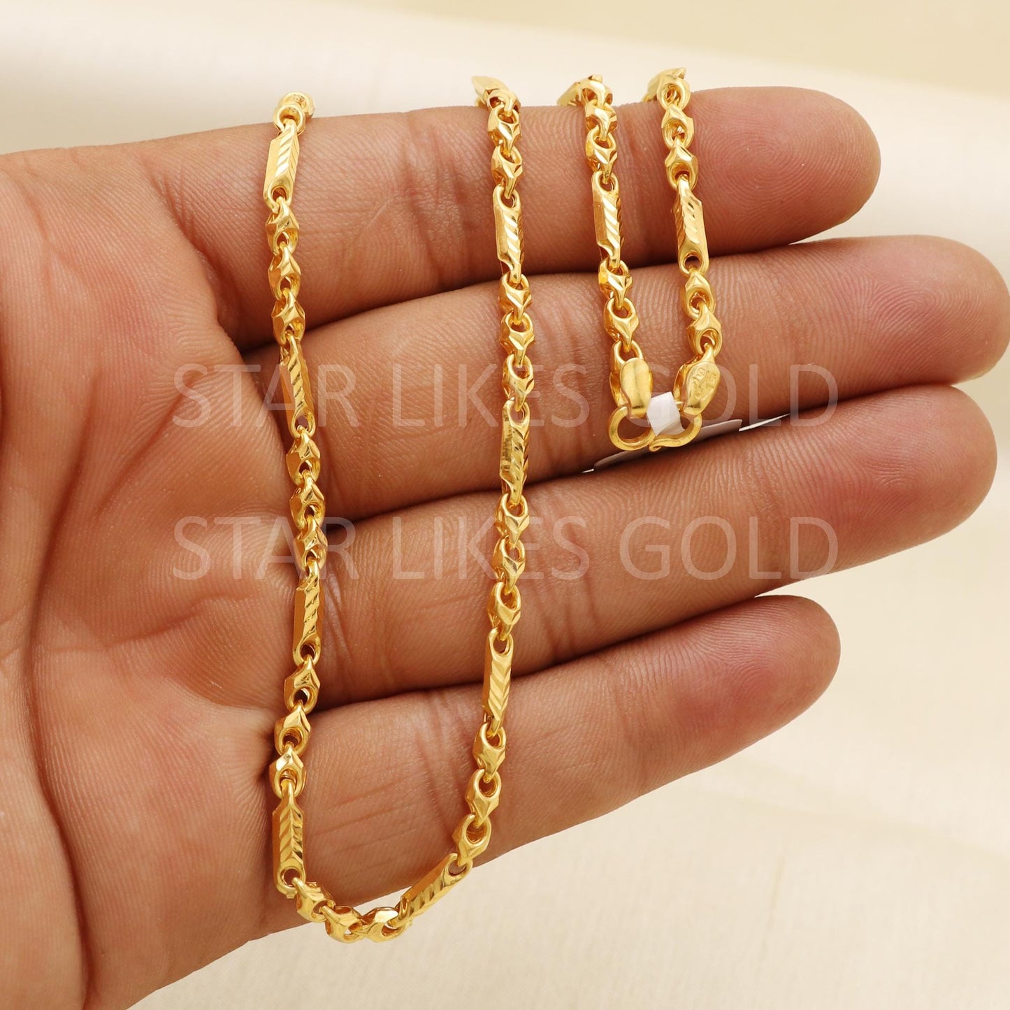 22k Hallmark Gold Textured Capsule Link Chain for Daily Wear, B1723