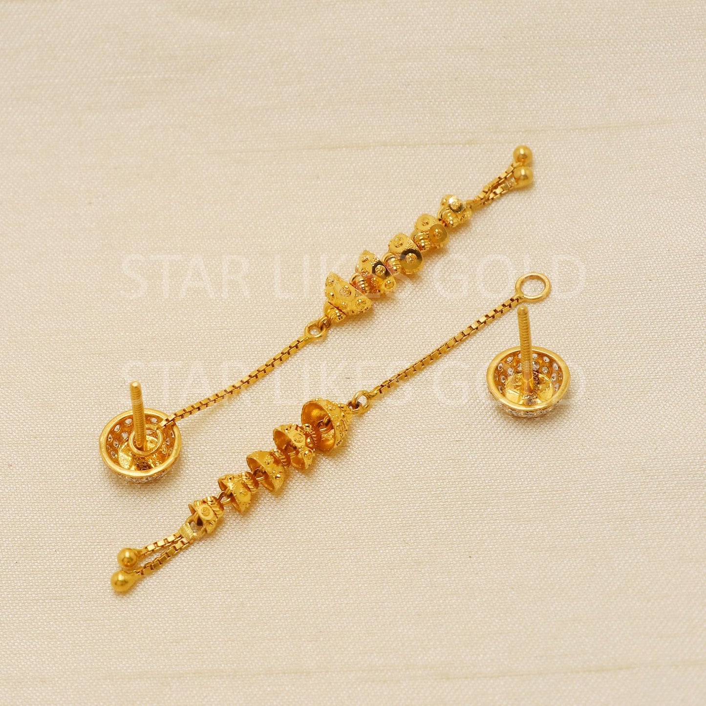 Hallmark 22k Gold Unique Fusion Drops for a Royal Traditional Look, PR1833