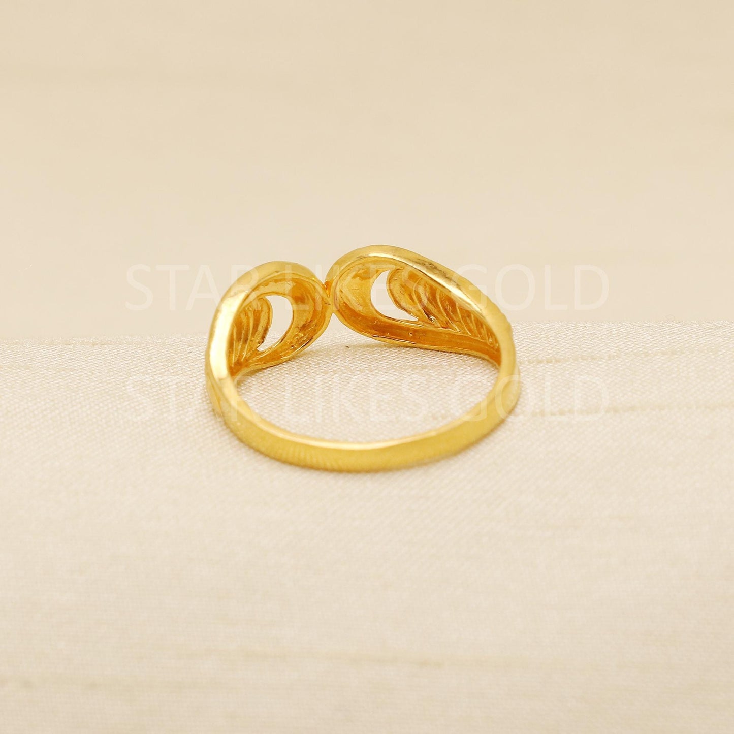 22K Gold Elegant Twin Leaf Ring | Modern Minimalist Open-Shank, B1921