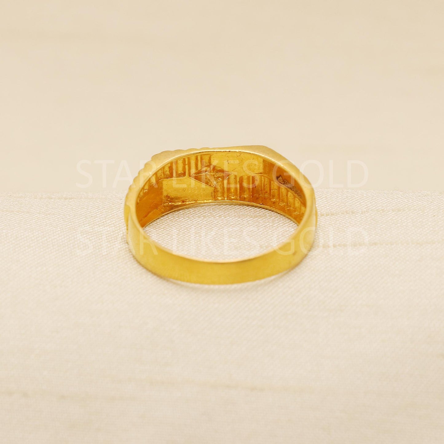 22K Solid Yellow Gold Ring Genuine Hallmarked 916 Intricately Handcrafted US 9.5, B1923