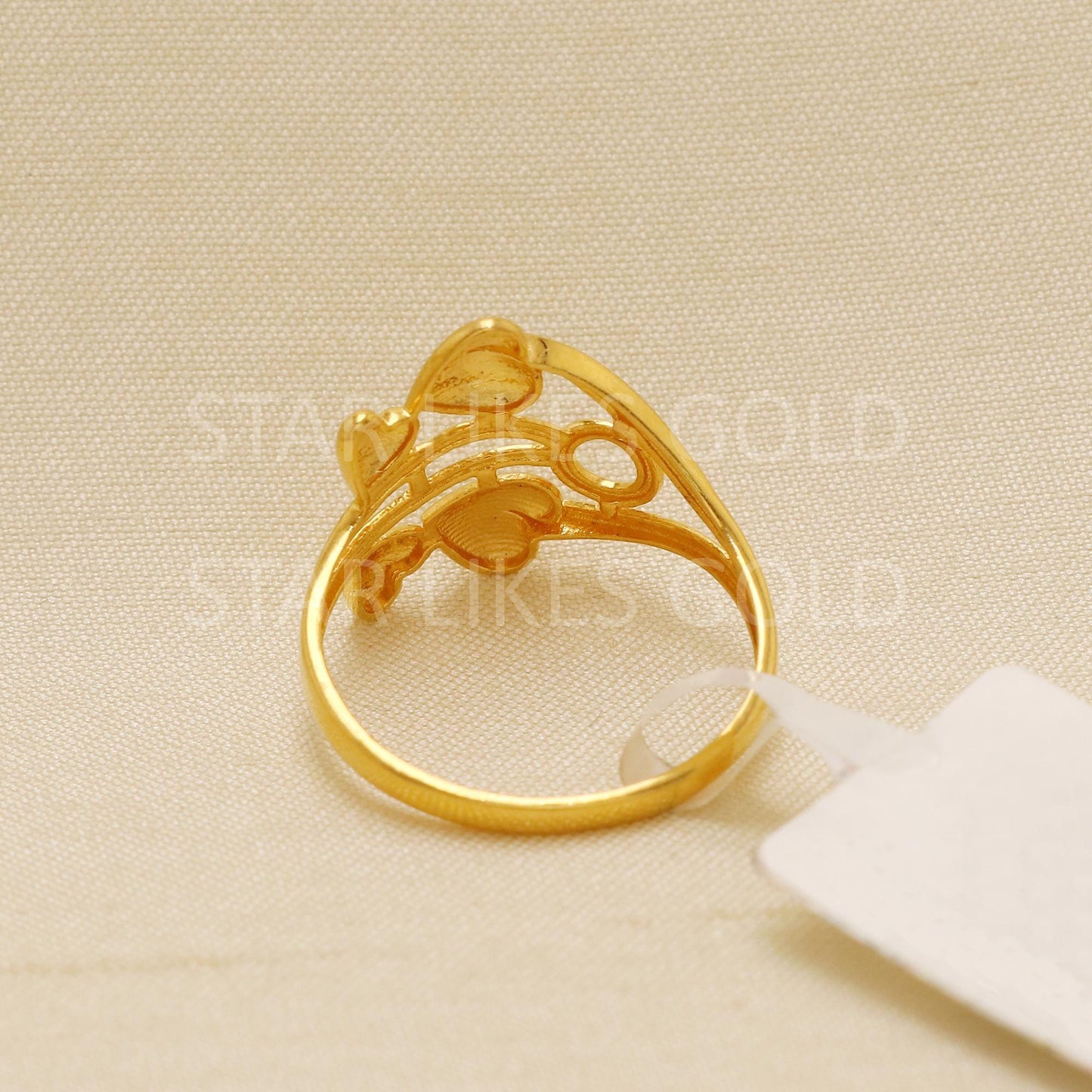Hallmark 22k Gold Twin Heart Motif Ring with Matte & Glossy Finish, B1827