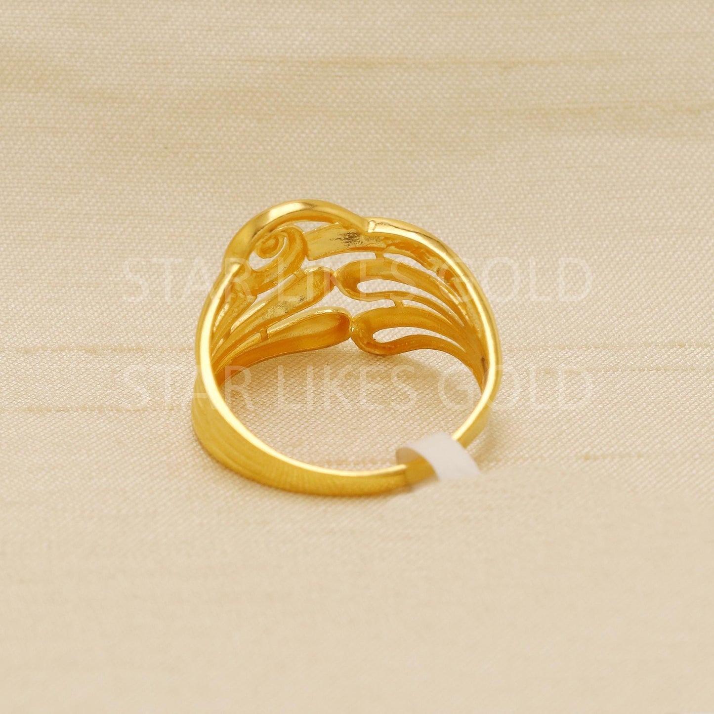 Hallmark 22k Gold Modern Spiral Ring with Artistic Flowing Wave Design, B1829