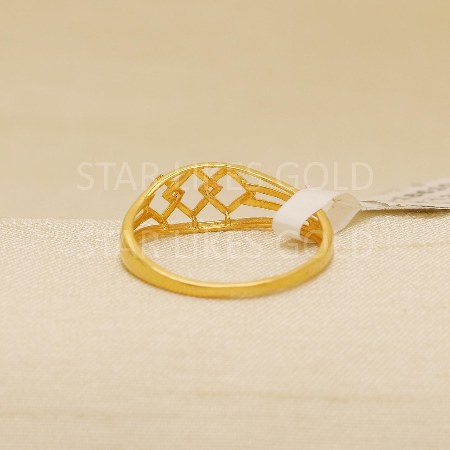 Pure 22k Gold Modern Square-Frame Ring with Triple Wire Band - Hallmark, B1833