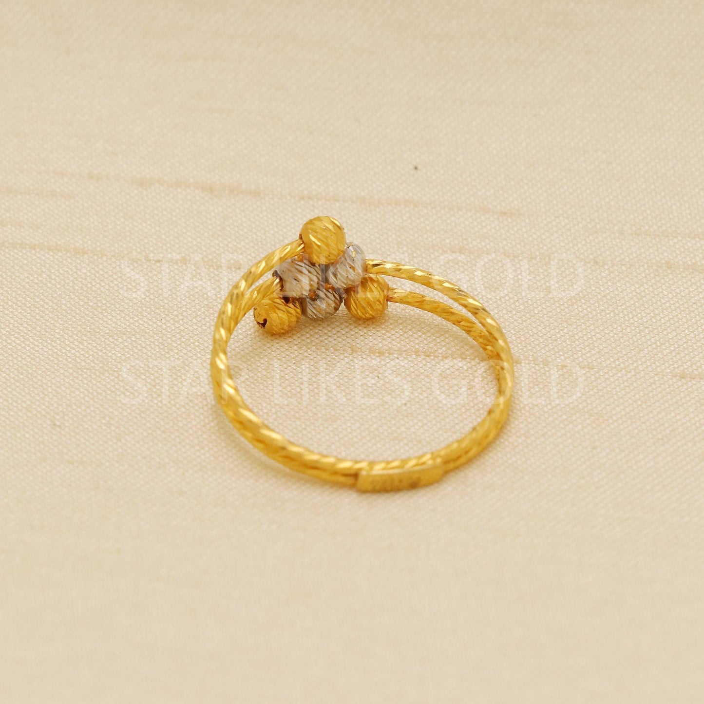 Hallmark 22k Gold Two-Tone Bead Cluster Ring with Rhodium Accents, B1835