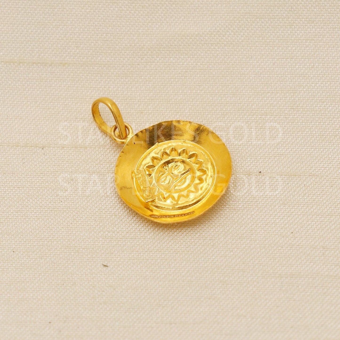 Carved Sun 22k Yellow Gold Handmade Pendant Jewelry, PR2118