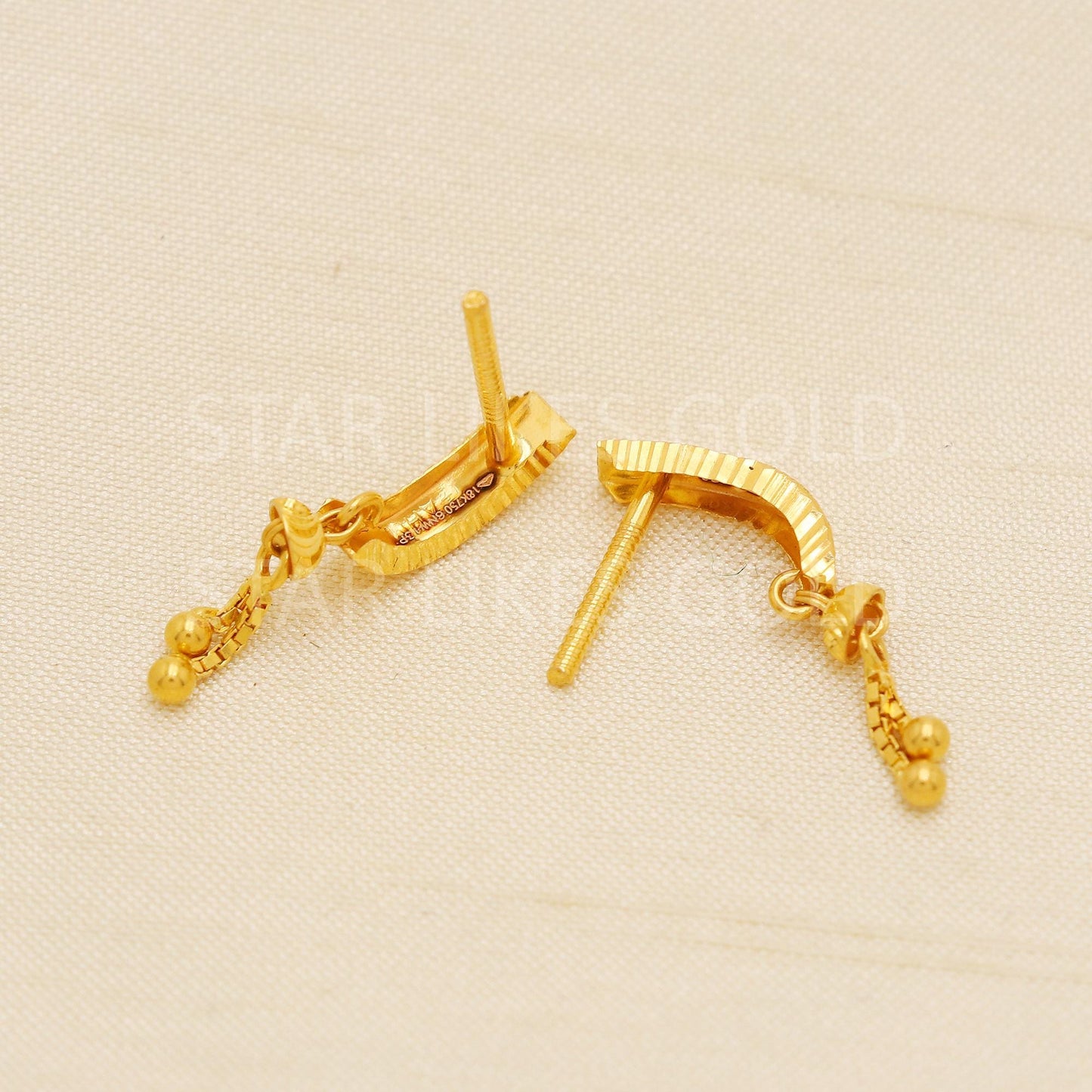 Pure 18k Gold Fancy Vertical Bar Hanging Earrings with Hallmark Quality, PR2200