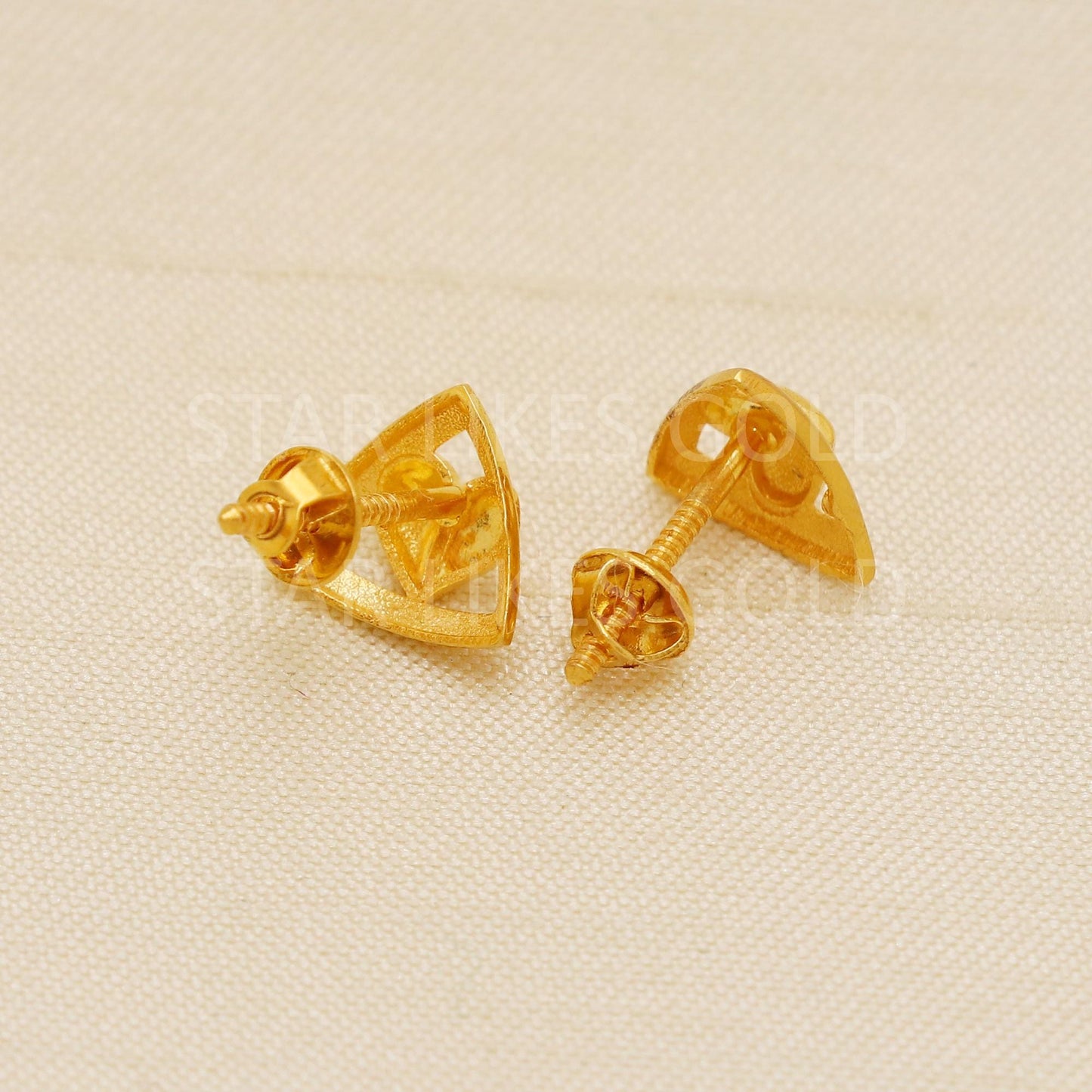 18K Gold Leaf Stud Earrings Secure Screw Back Romantic Jewelry, PR2185