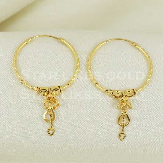 18 karat 18k gold bali hoop earrings B1102