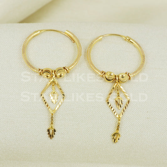 18 karat 18k gold bali hoop earrings B1105