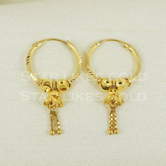18 karat 18k gold bali hoop earrings B1109