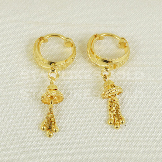 18 karat 18k gold bali hoop earrings B1112