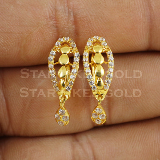 18 karat 18k gold bali hoop earrings B1144