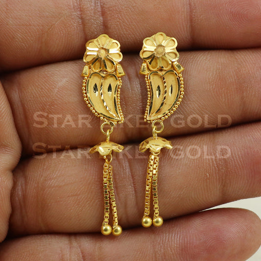 18 karat 18k gold dangle earrings jewelry B1168