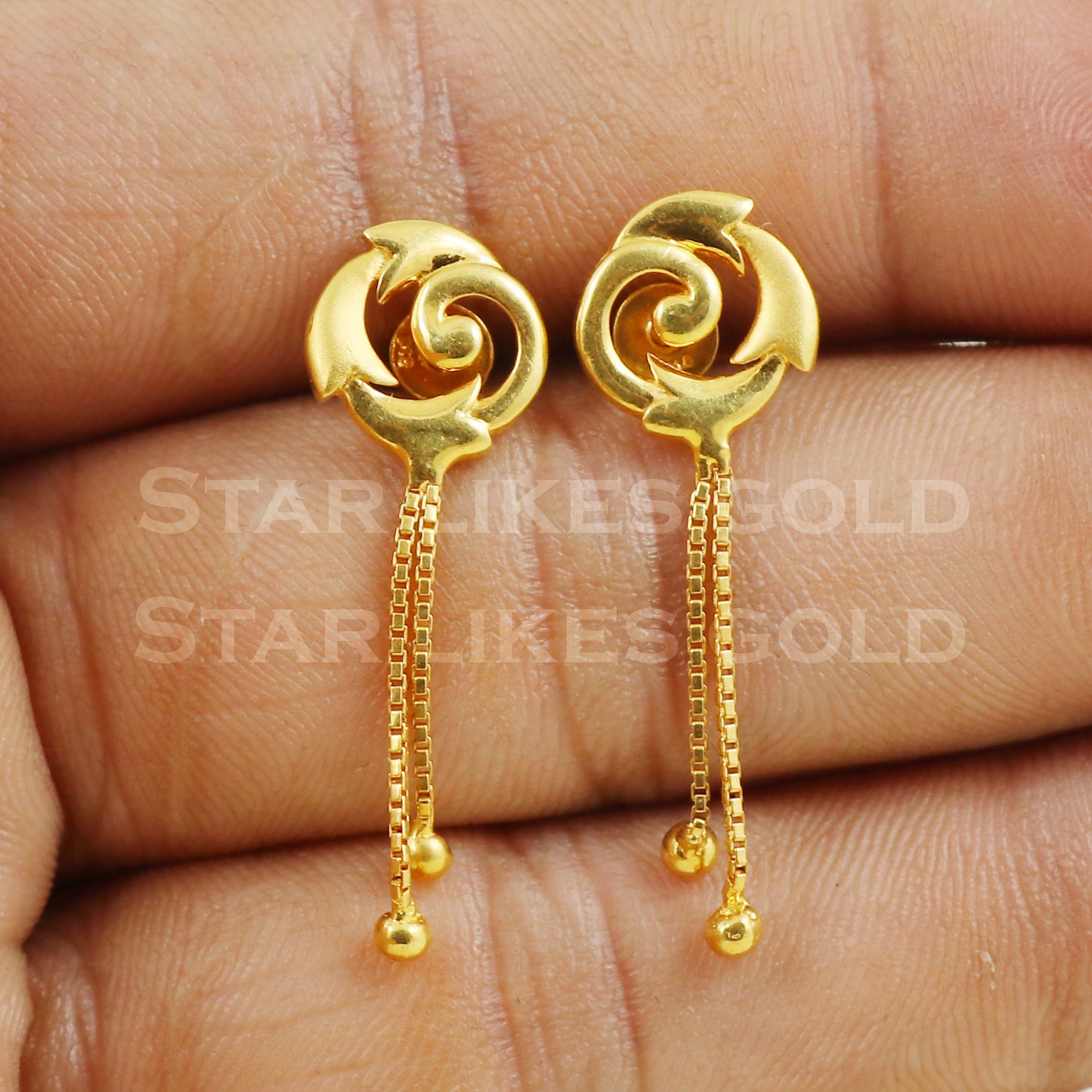 18 karat 18k gold dangle earrings jewelry, B1177