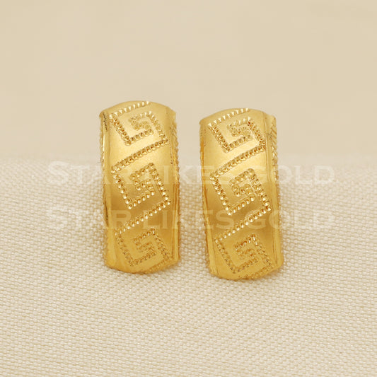 18 karat 18k gold stud earrings jewelry, B1202