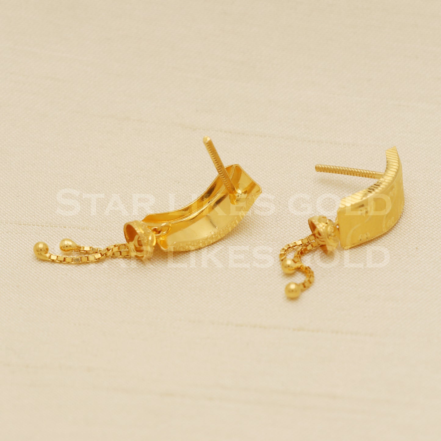 18 karat 18k gold stud earrings jewelry, B1203