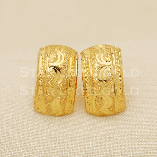 18 karat 18k gold stud earrings jewelry, B1204