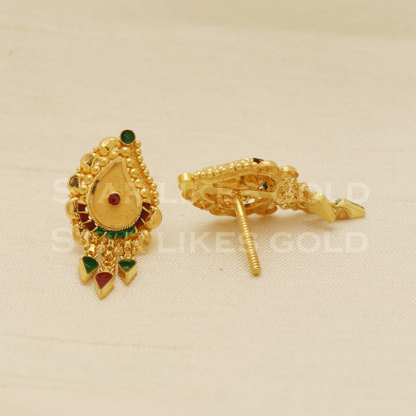 18 karat 18k gold stud earrings jewelry, B1206
