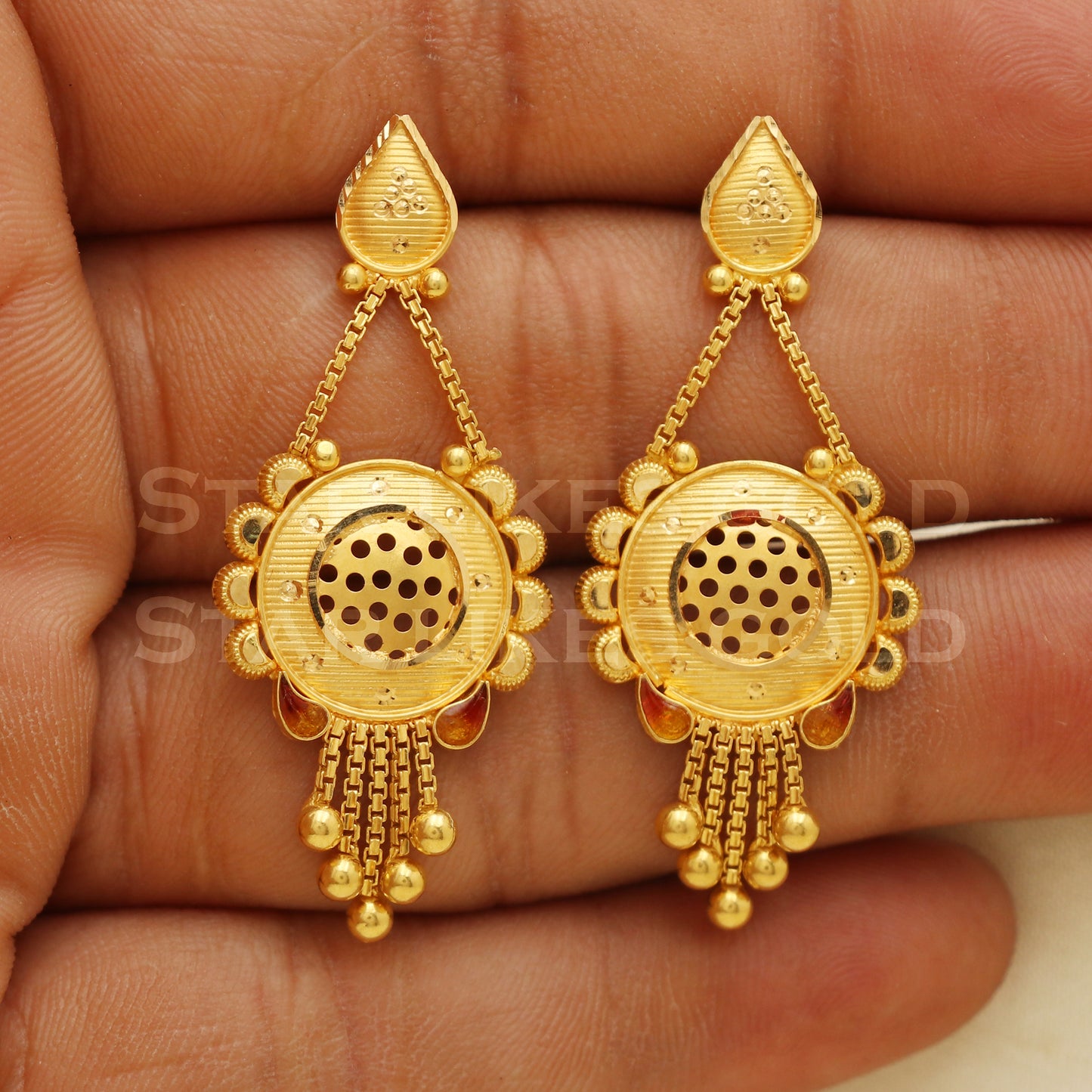 18 karat 18k gold stud earrings jewelry, B1212