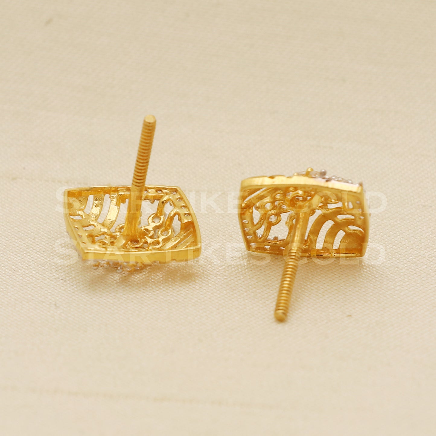 22 karat 22k gold stud earrings jewelry, B1216