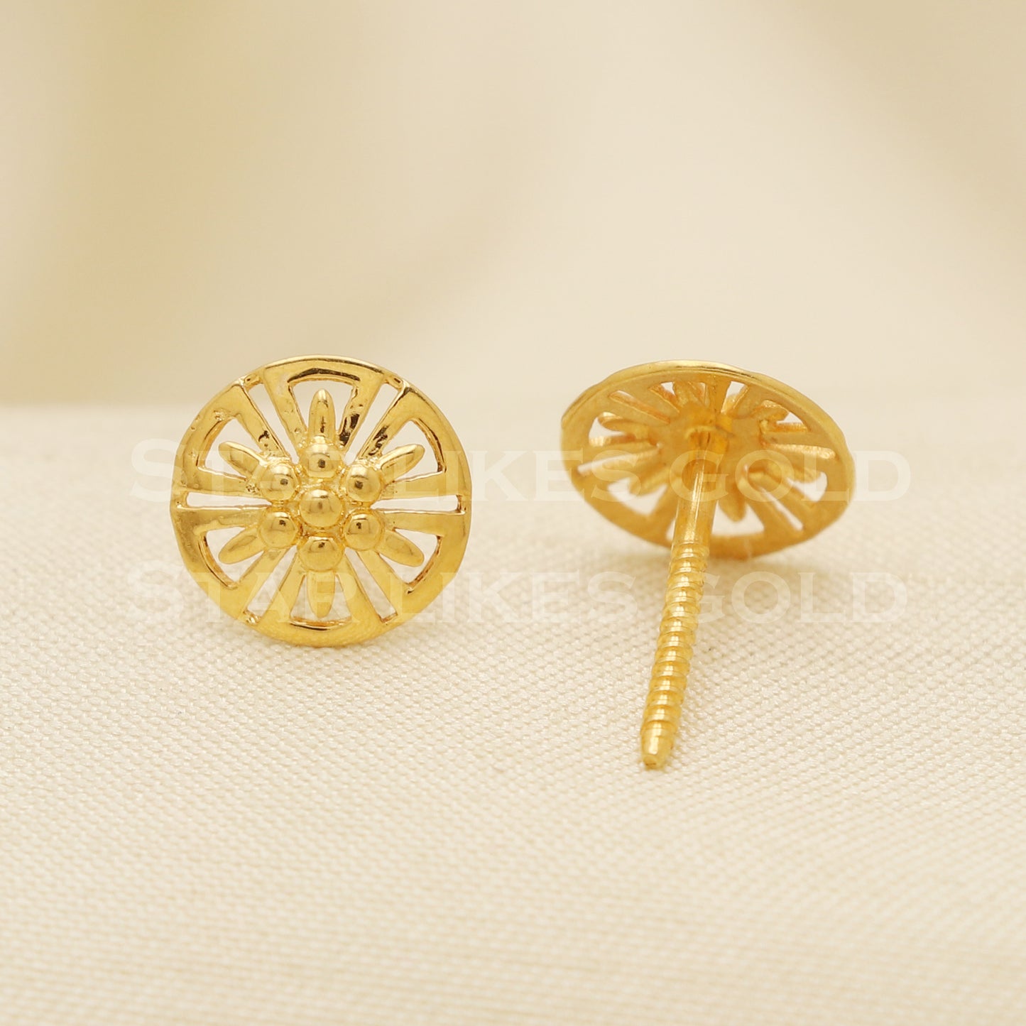 18 karat 18k gold stud earrings jewelry, B1252