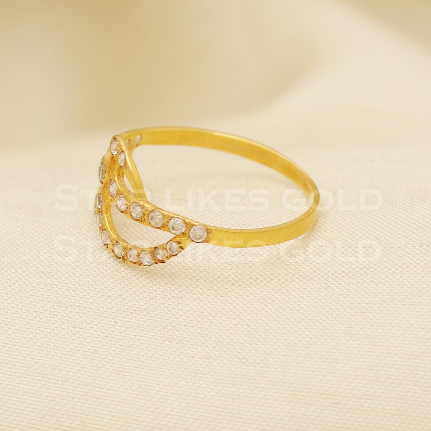 18 karat 18k gold Handmade Ring jewelry, B1273