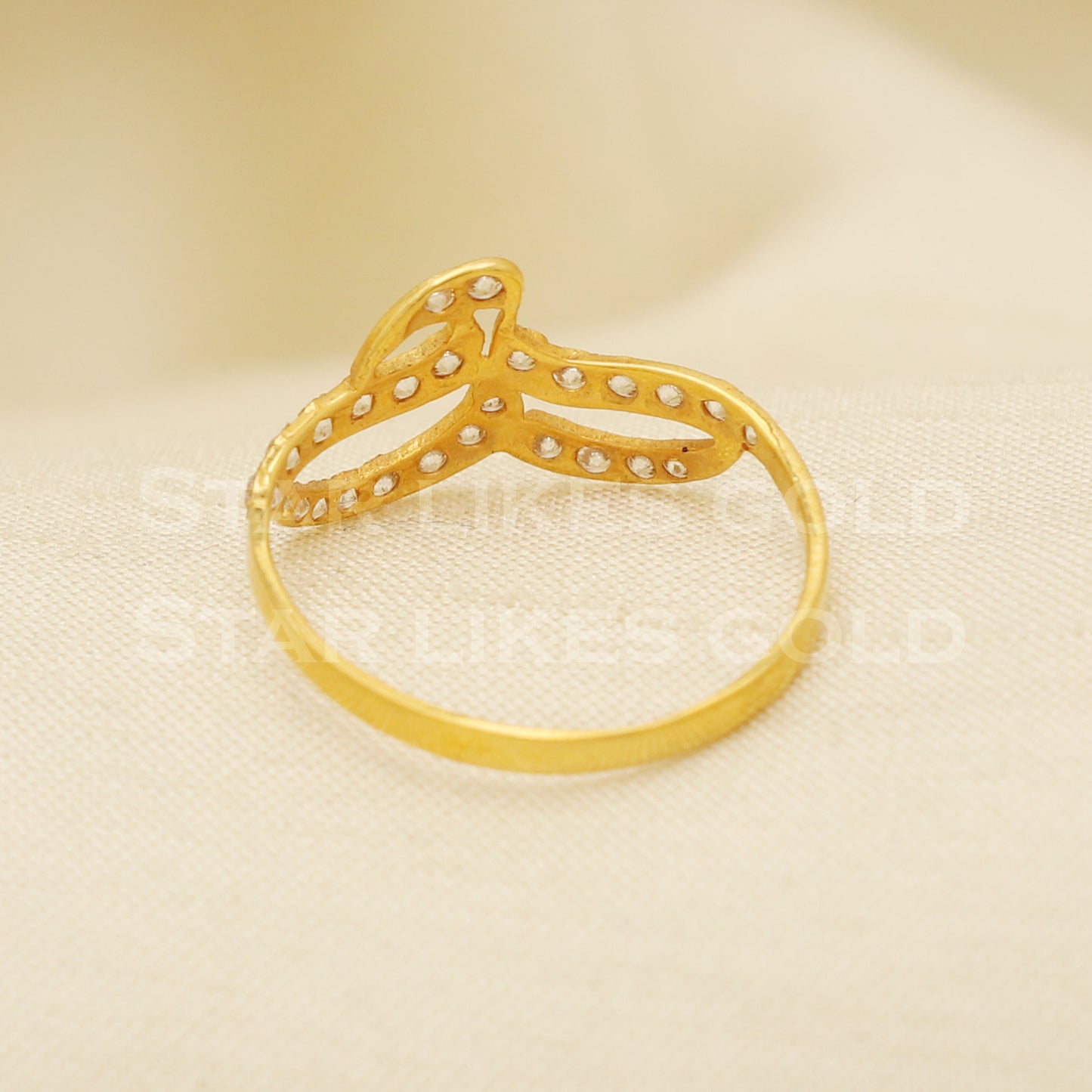 18 karat 18k gold Handmade Ring jewelry, B1273