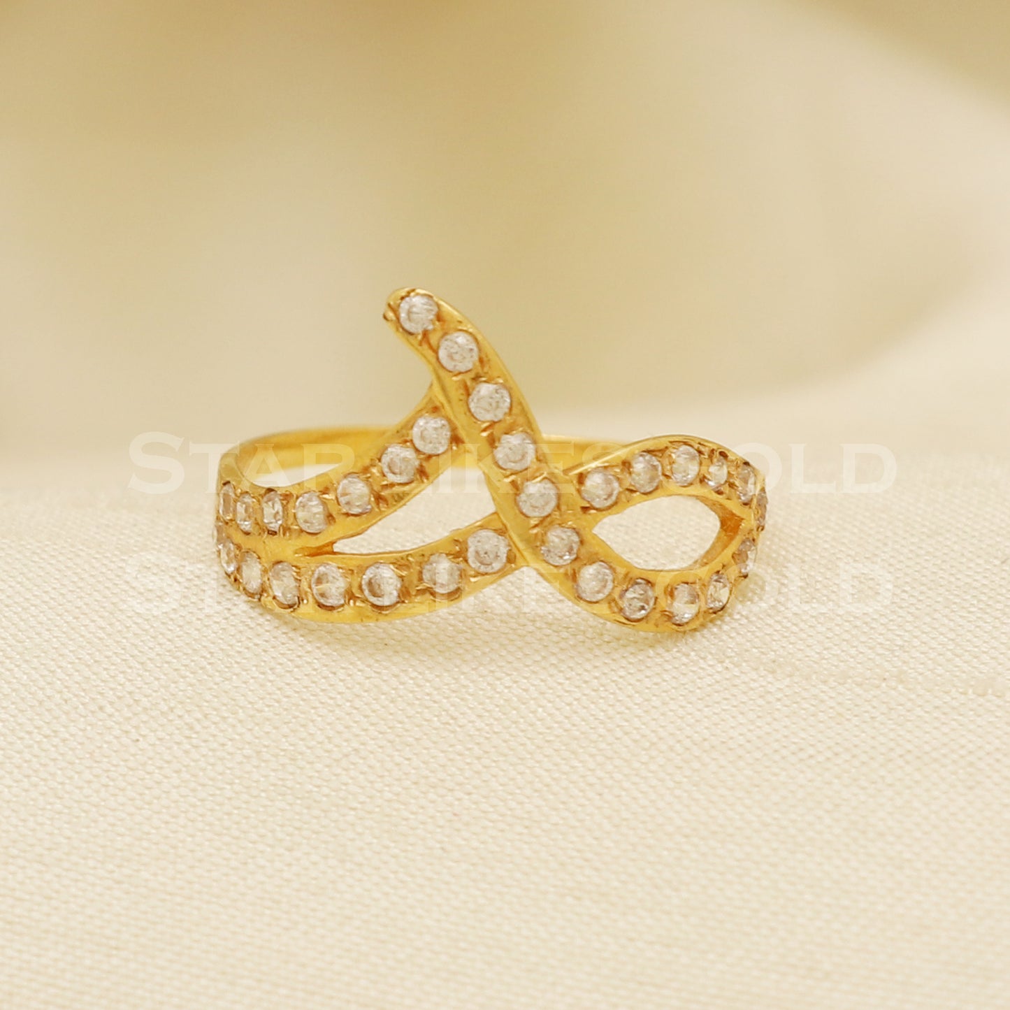 18 karat 18k gold Handmade Ring jewelry, B1276