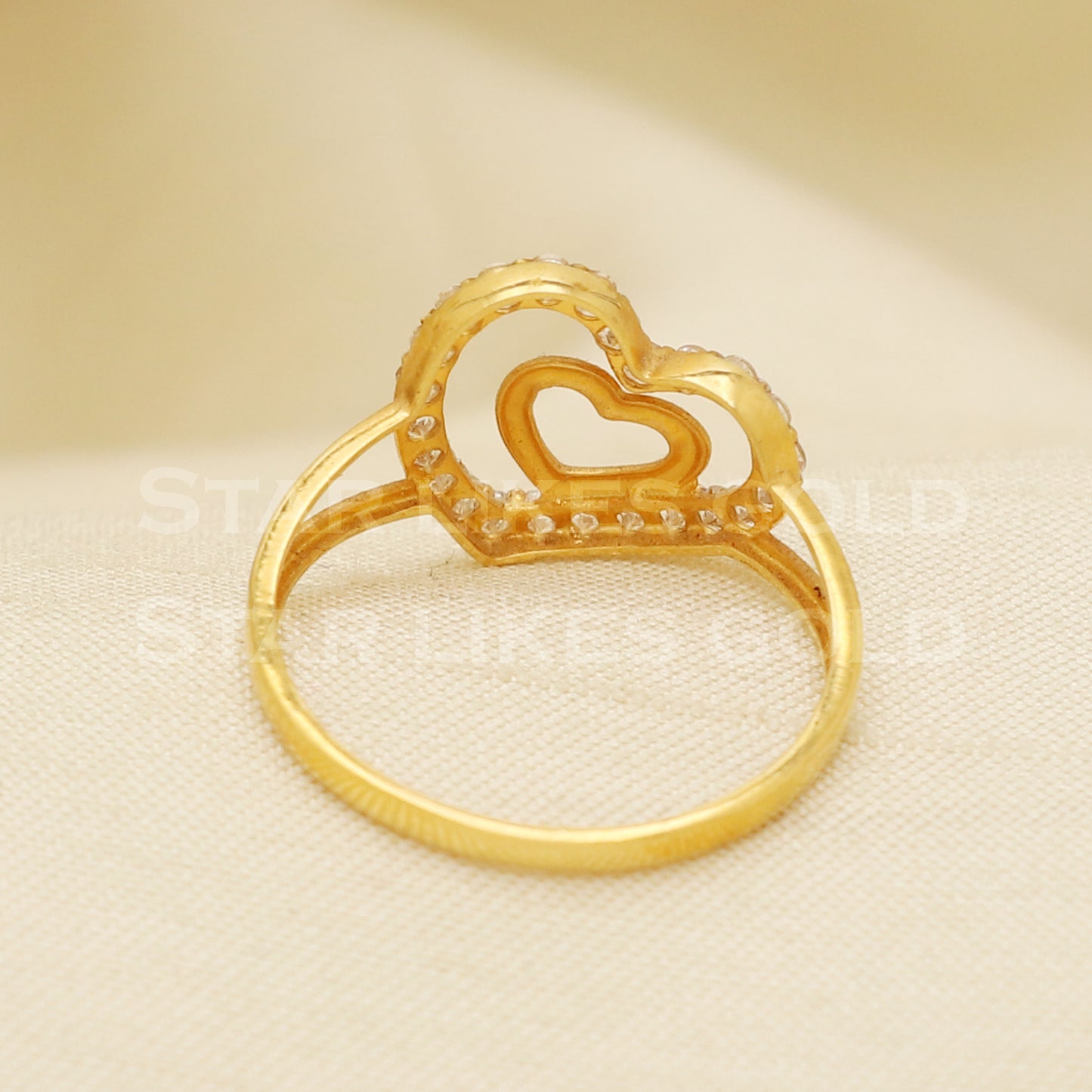18 karat 18k gold Handmade Ring jewelry, B1277