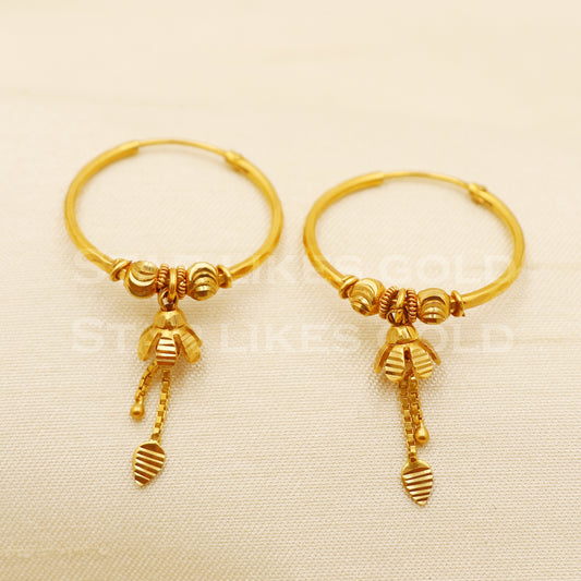 18 karat 18k gold bali hoop dangling earrings, B1516