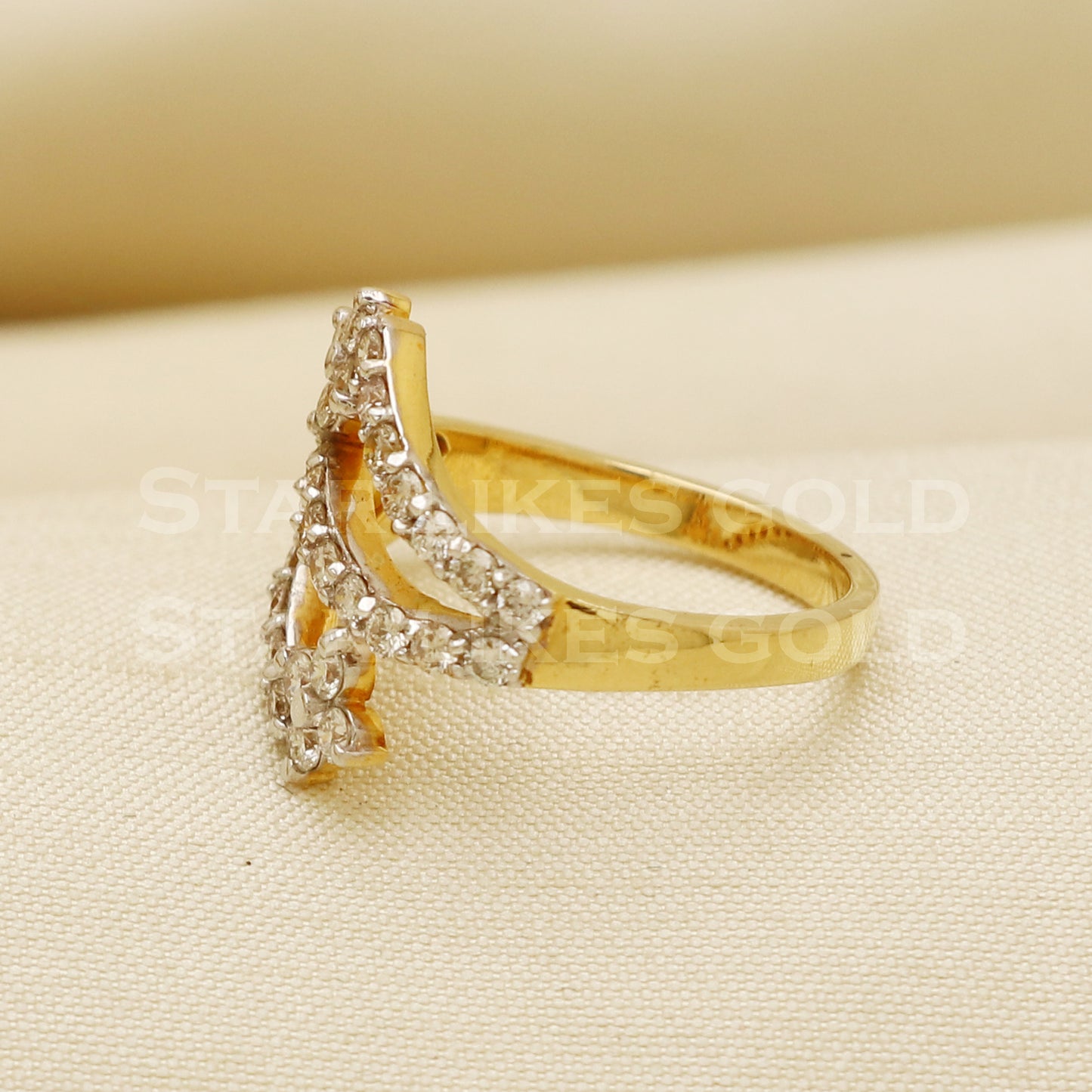 Handmade Natural Diamond Ring from India,18K gold Wt 3.08g, Diamond 0.68cts, Ring Size US All, width 13mm, PR1022