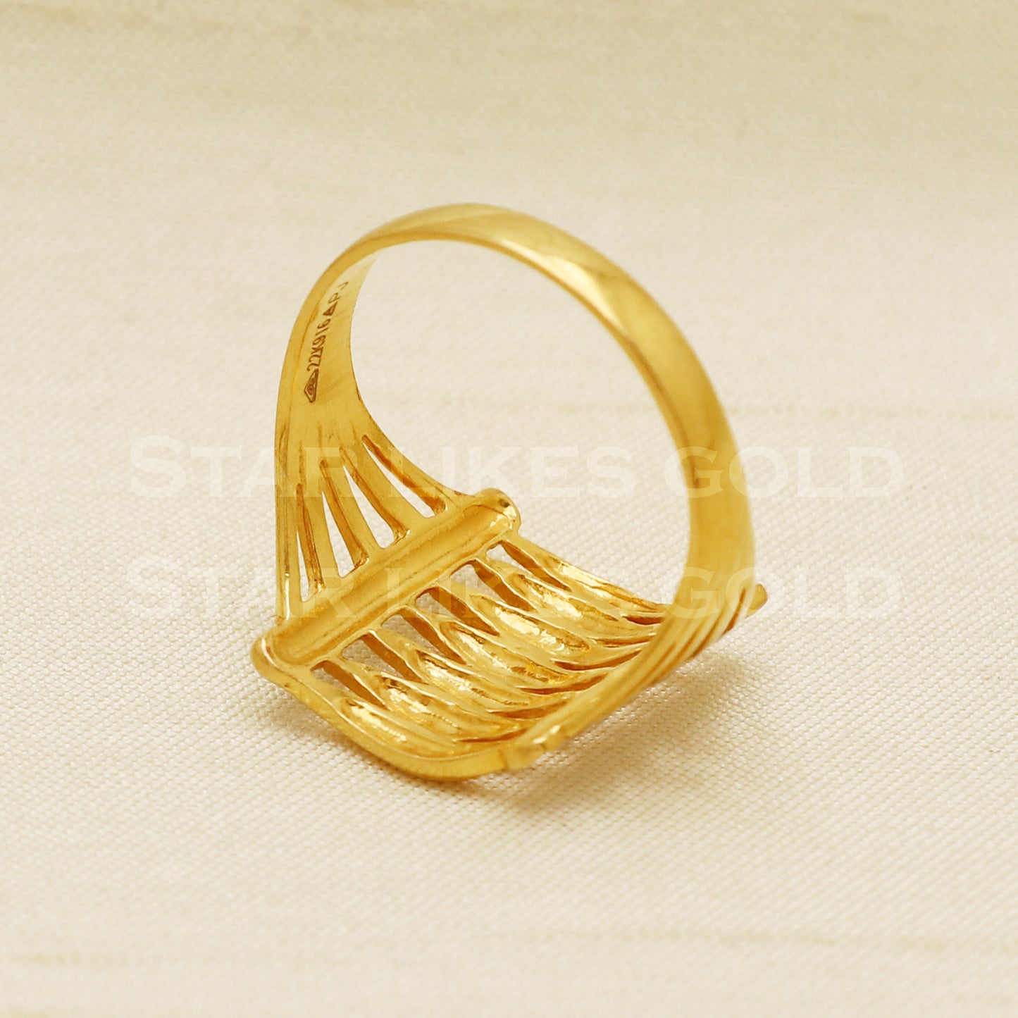 2 Tone 22 karat 22k Gold Handmade Ring Jewelry, PR1057