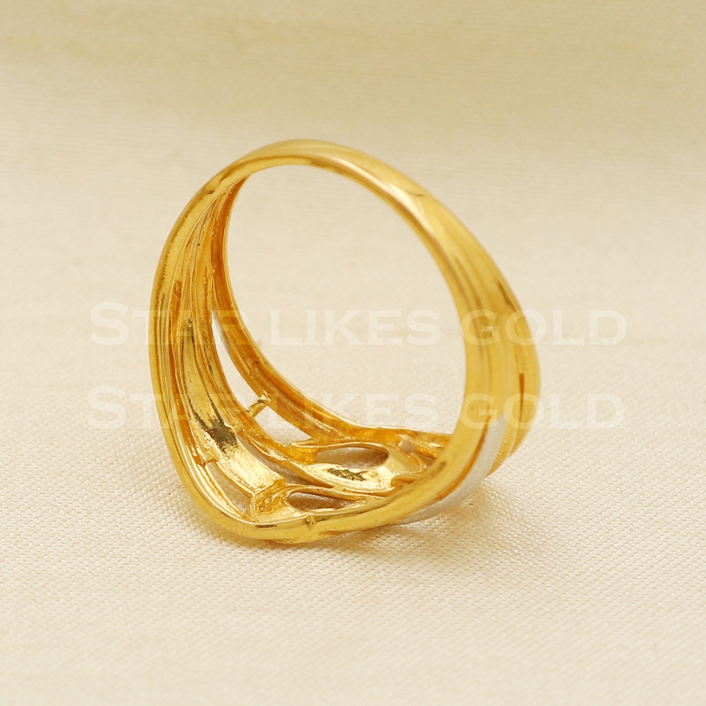 Stunning 22 karat 22k Gold Ring Jewelry, PR1096